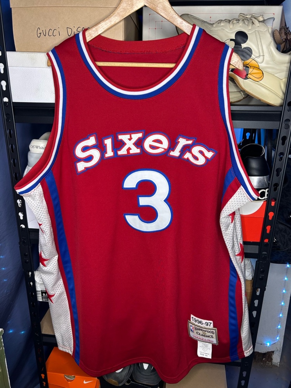 Mitchell & Ness Red Philadelphia Sixers Iverson #3 Retro Basketball Jersey